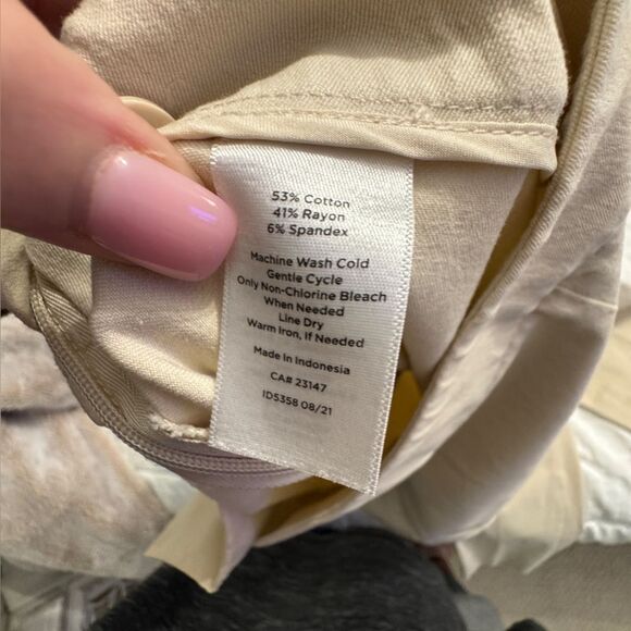 Talbots khaki Chatham slim ankle pant in excellent condition size 4P - Picture 4 of 12